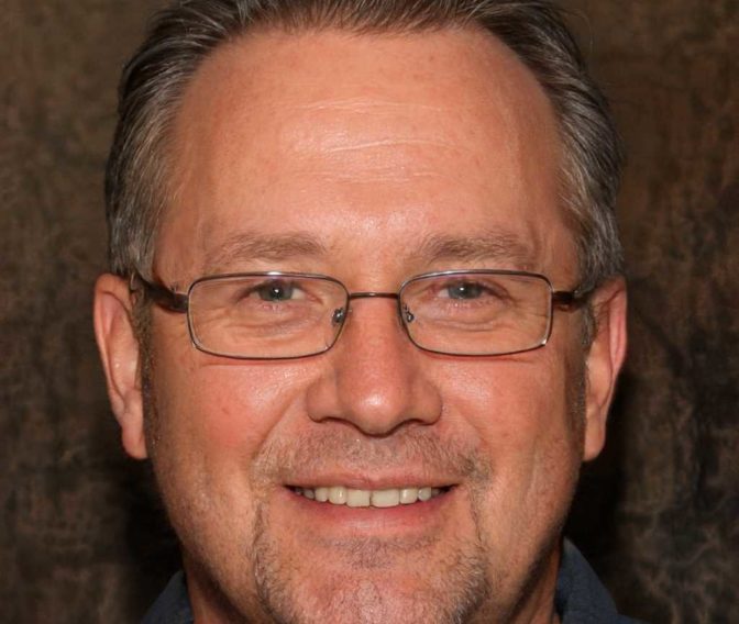 Михаил Ломов